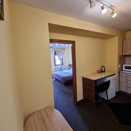 Casa Romana Apartment Ploiesti Ngoại thất bức ảnh