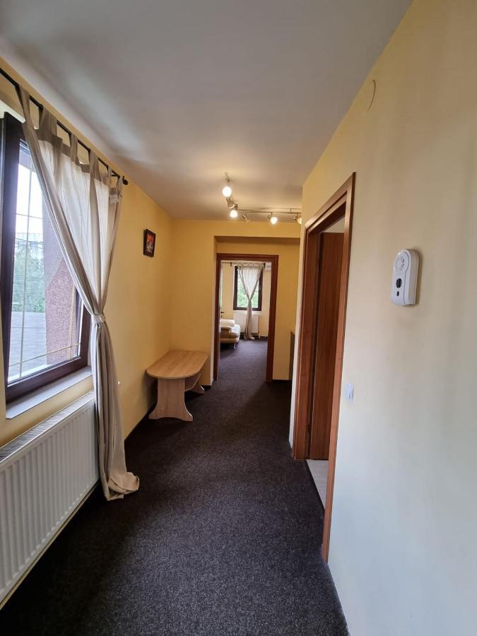 Casa Romana Apartment Ploiesti Ngoại thất bức ảnh